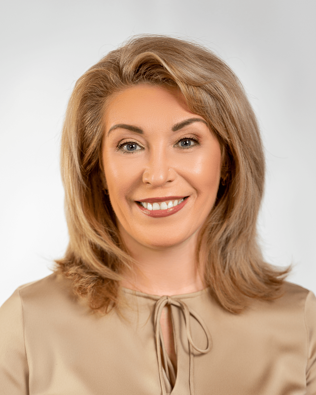 Stunning bridal makeup look by makeup artist at Hello Beauty Edinburgh