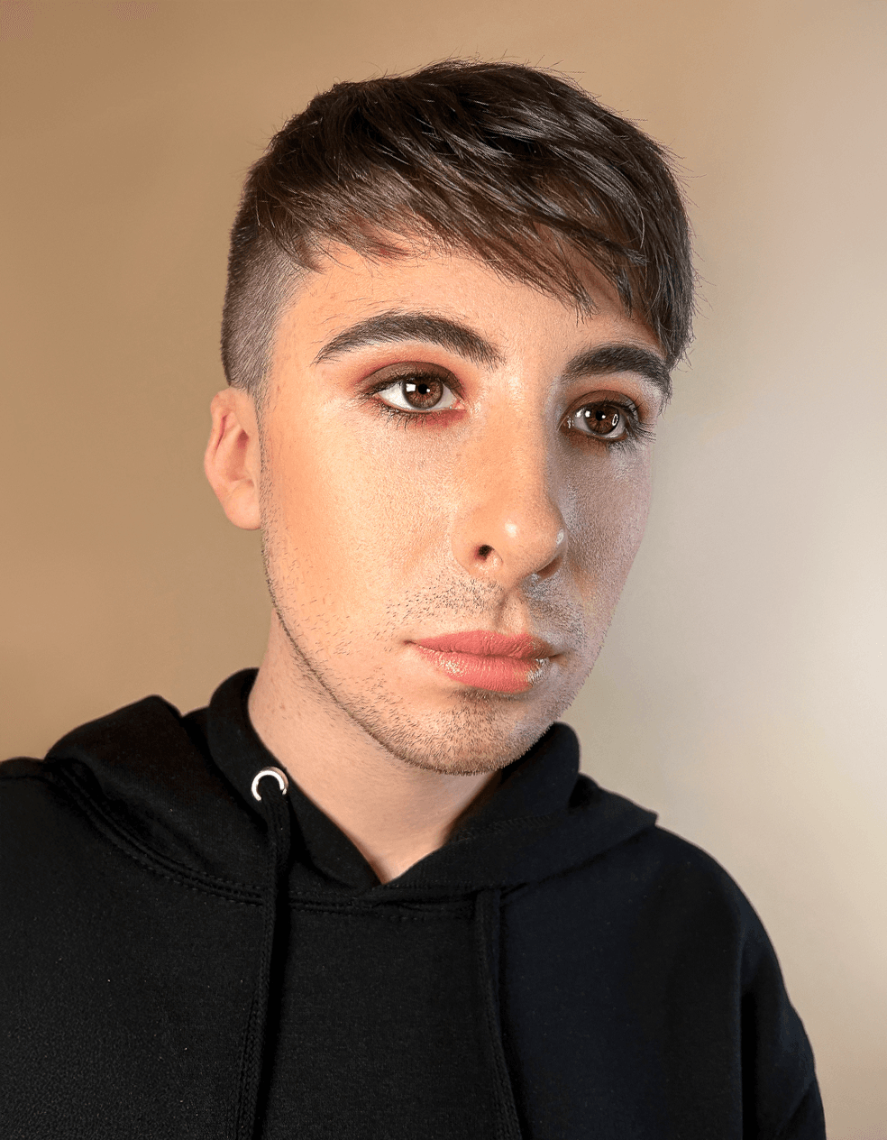 Professional makeup artist techniques at Hello Beauty Edinburgh